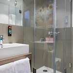 - The Niu, Welly By Ihg מלון 3*