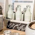 - The Niu, Welly By Ihg Kiel