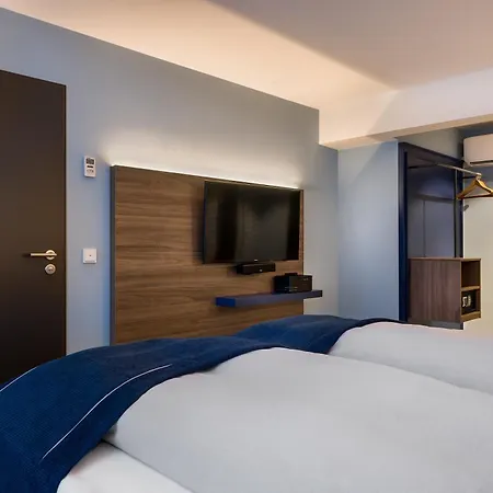 - The Niu, Welly By Ihg Otel 3*