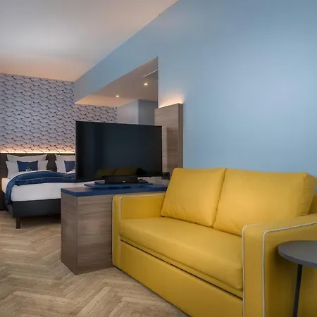Hotel - The Niu, Welly By Ihg Kiel