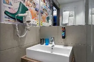 - The Niu, Welly By Ihg Hotel 3*