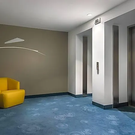 - The Niu, Welly By Ihg Hotel 3*