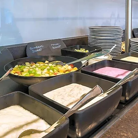 - The Niu, Welly By Ihg 3* Kiel