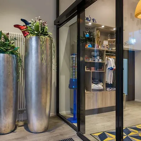 Otel - The Niu, Welly By Ihg 3*