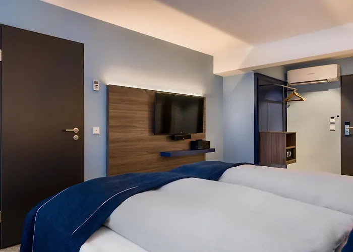 - The Niu, Welly By Ihg Hotel 3*