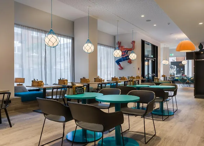 - The Niu, Welly By Ihg Hotel