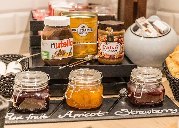 - The Niu, Welly By Ihg Hotel